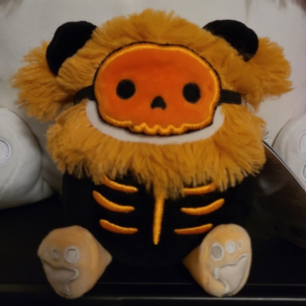 Custom 4/5 inch squishmallow Scrapper/Shasta